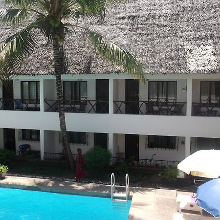 Papillon Garden Bar Villas Bamburi Luaran gambar