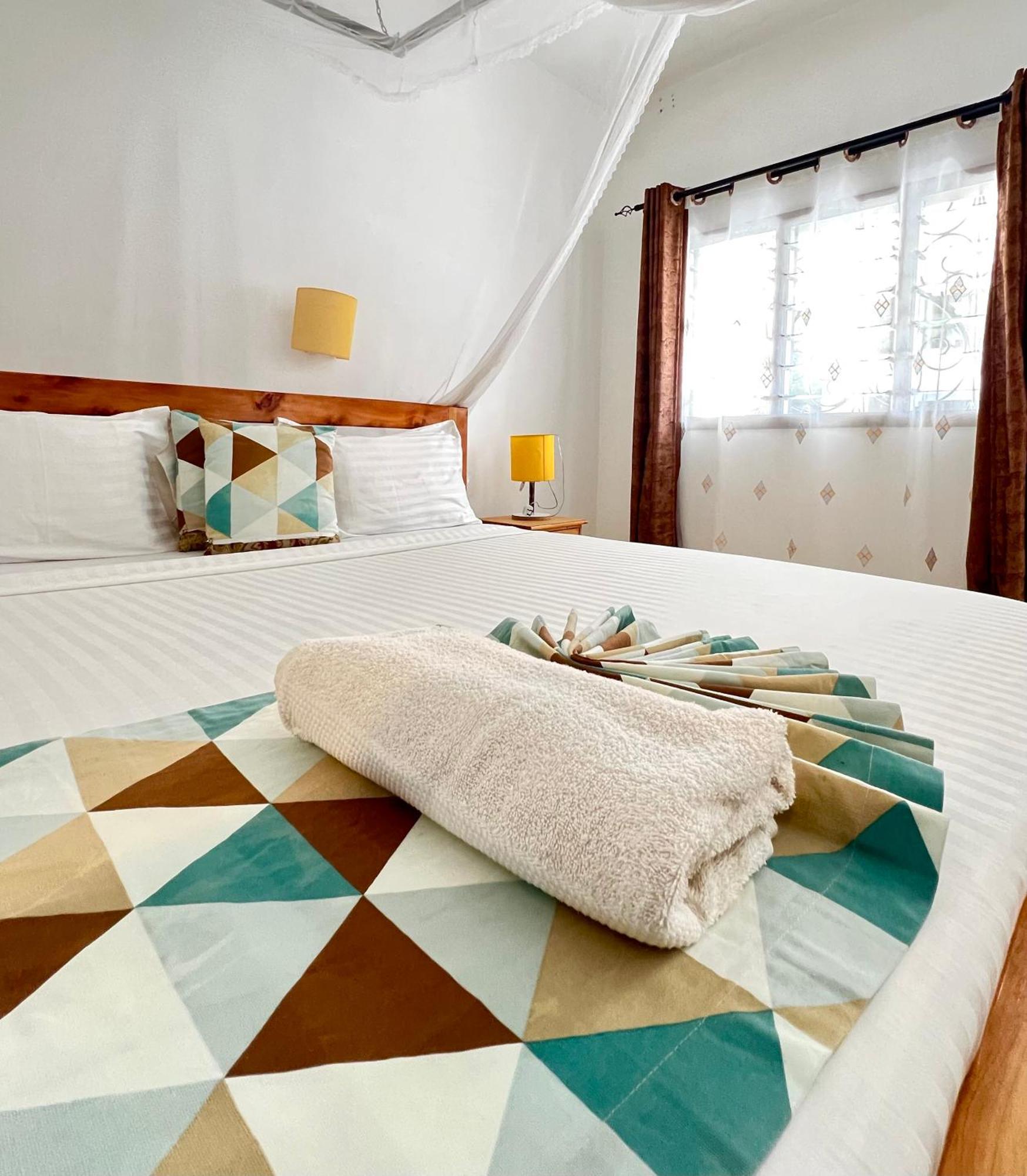 Papillon Garden Bar Villas Bamburi Luaran gambar