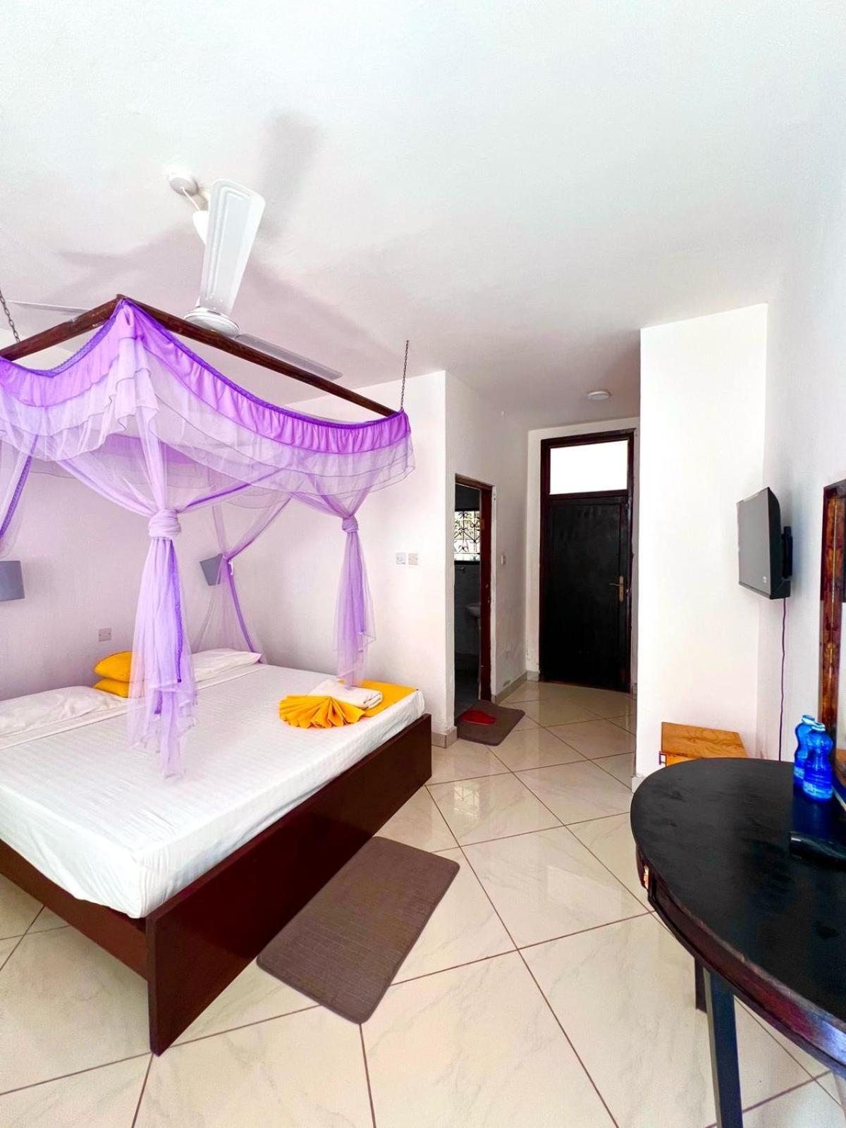 Papillon Garden Bar Villas Bamburi Luaran gambar