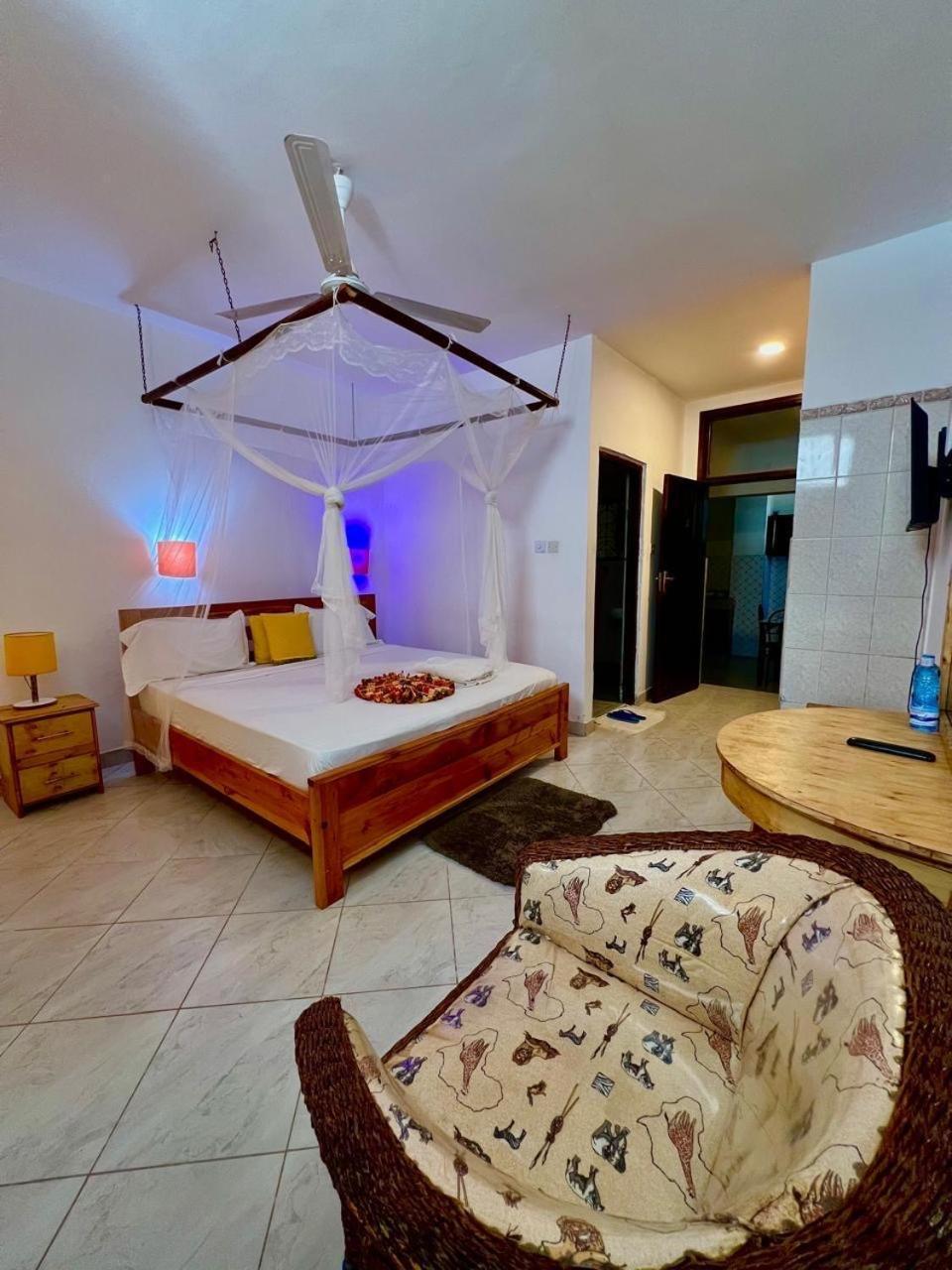 Papillon Garden Bar Villas Bamburi Luaran gambar