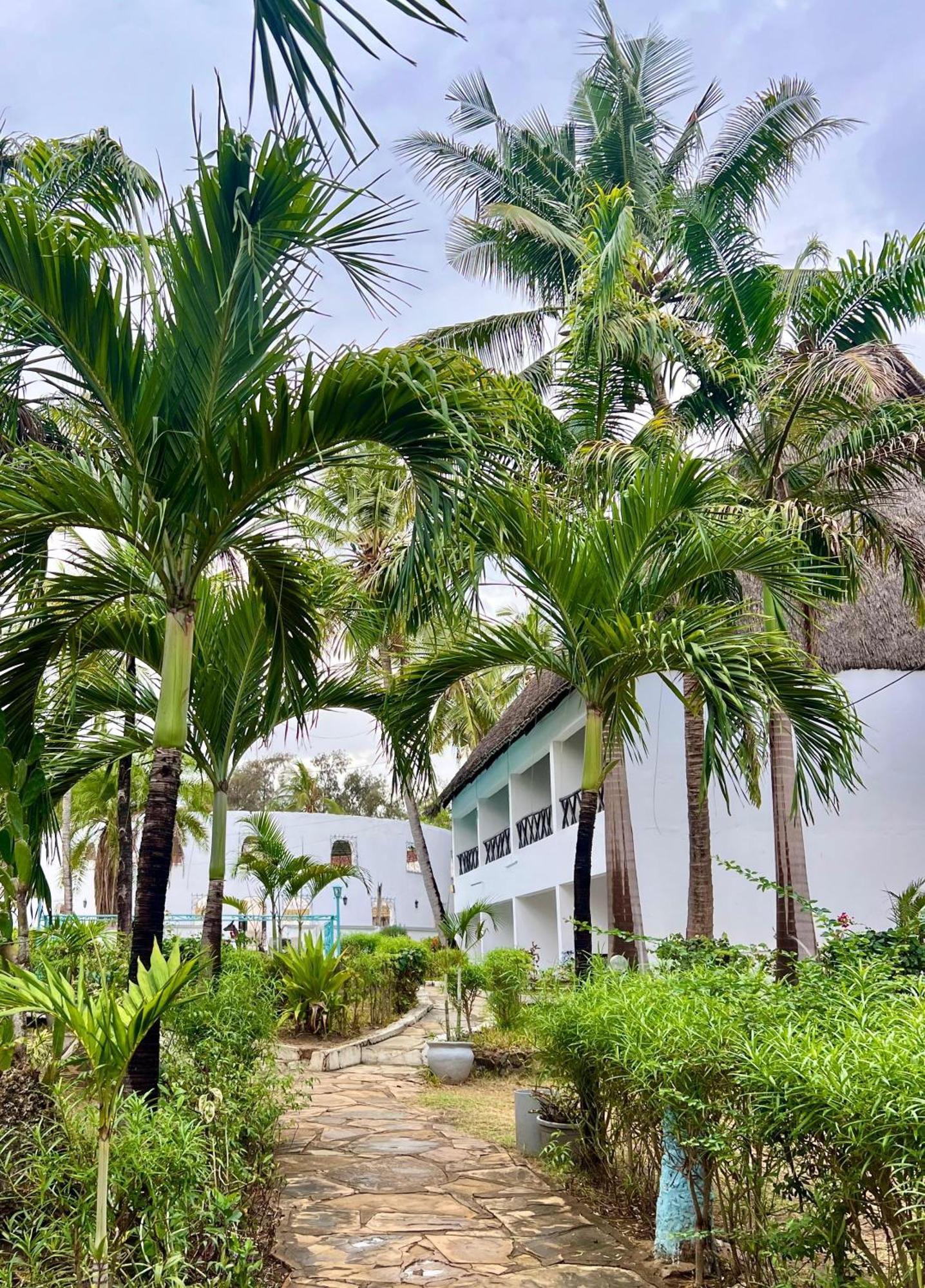 Papillon Garden Bar Villas Bamburi Luaran gambar